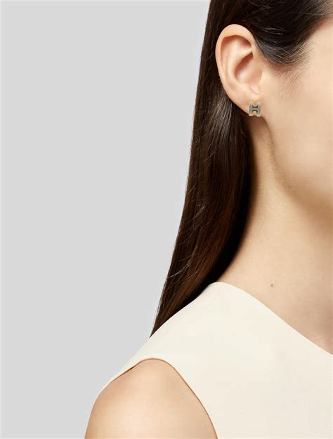 pop h hermes earrings|hermes horn and lacquer earrings.